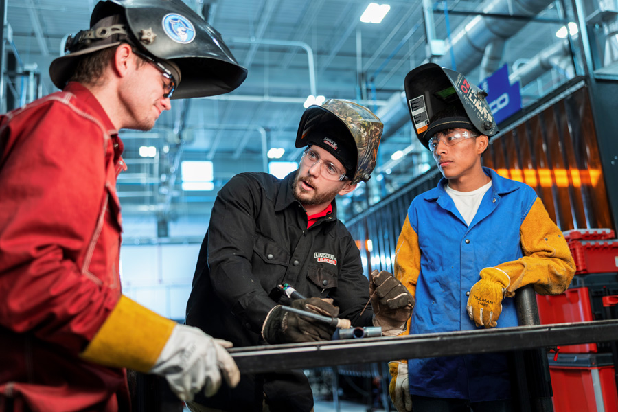 apprenticeship students